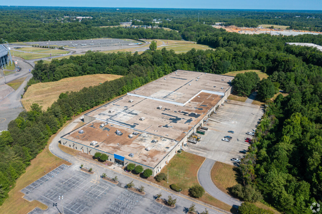Lingerfelt CommonWealth Acquires Industrial Distribution Building  For $7.8 Million, Announces Major Renovations